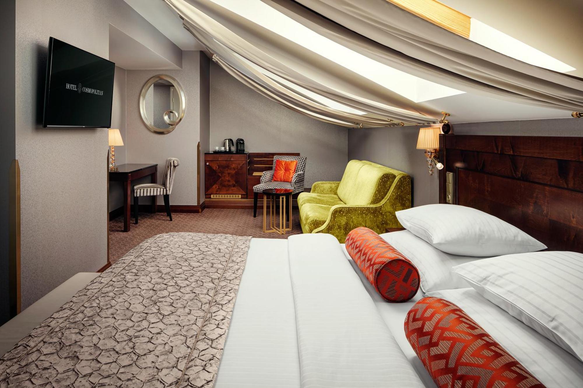 布拉格四海一家酒店 外观 照片 A room at the hotel